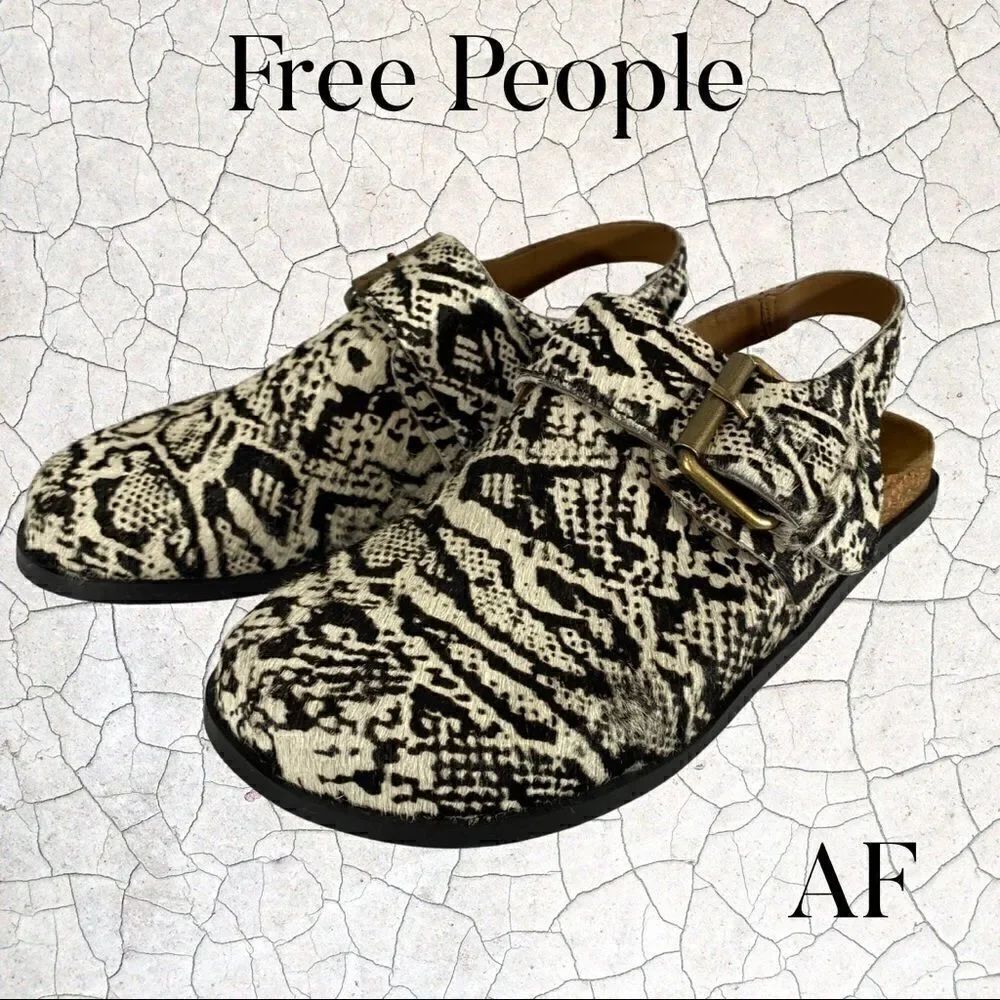 FREE PEOPLE SEATLE SLING BIG BUCKLE SANDALS BLACK & WHITE NEW